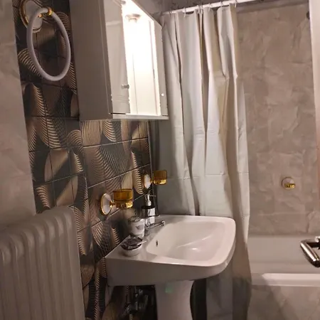 Velvet Story 特里卡拉